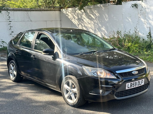 Used Ford Focus 2010 for sale - 75646228: Photo 10