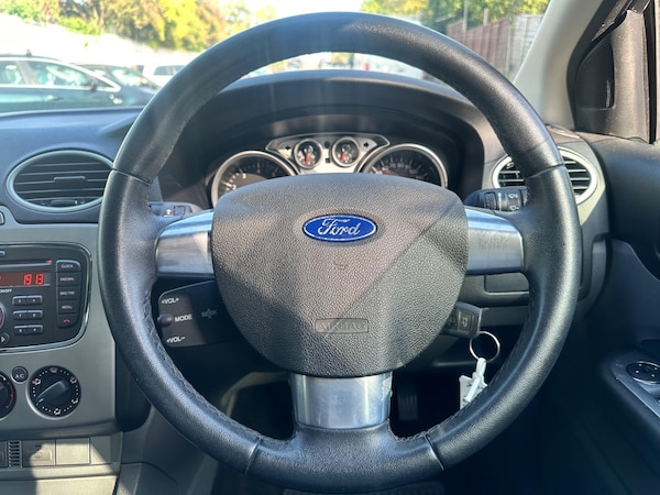 Used Ford Focus 2010 for sale - 75646228: Photo 48