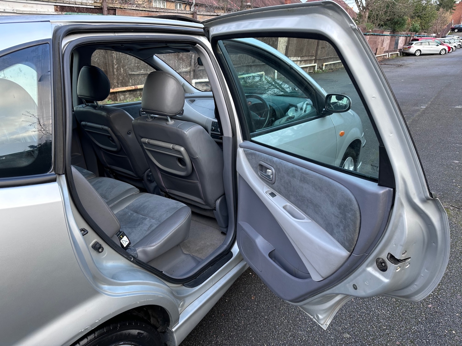 Used Nissan Almera Tino 2004 for sale - 77326195: Photo 15