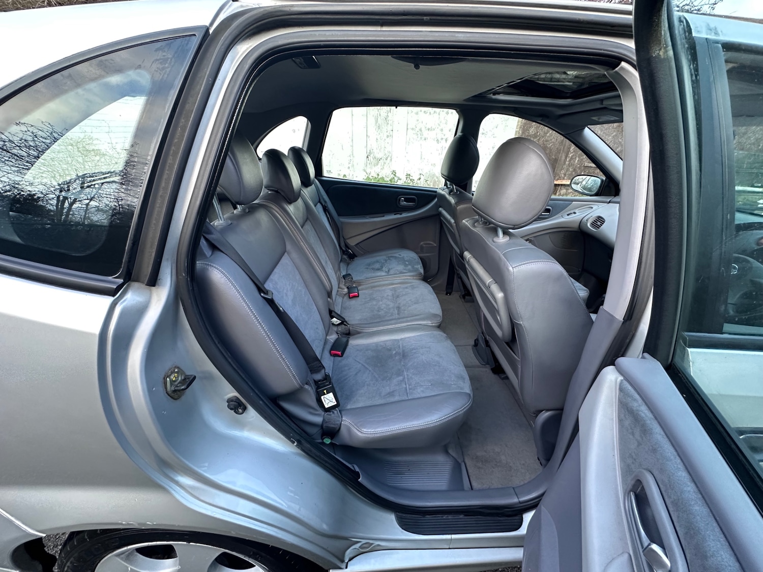 Used Nissan Almera Tino 2004 for sale - 77326195: Photo 19