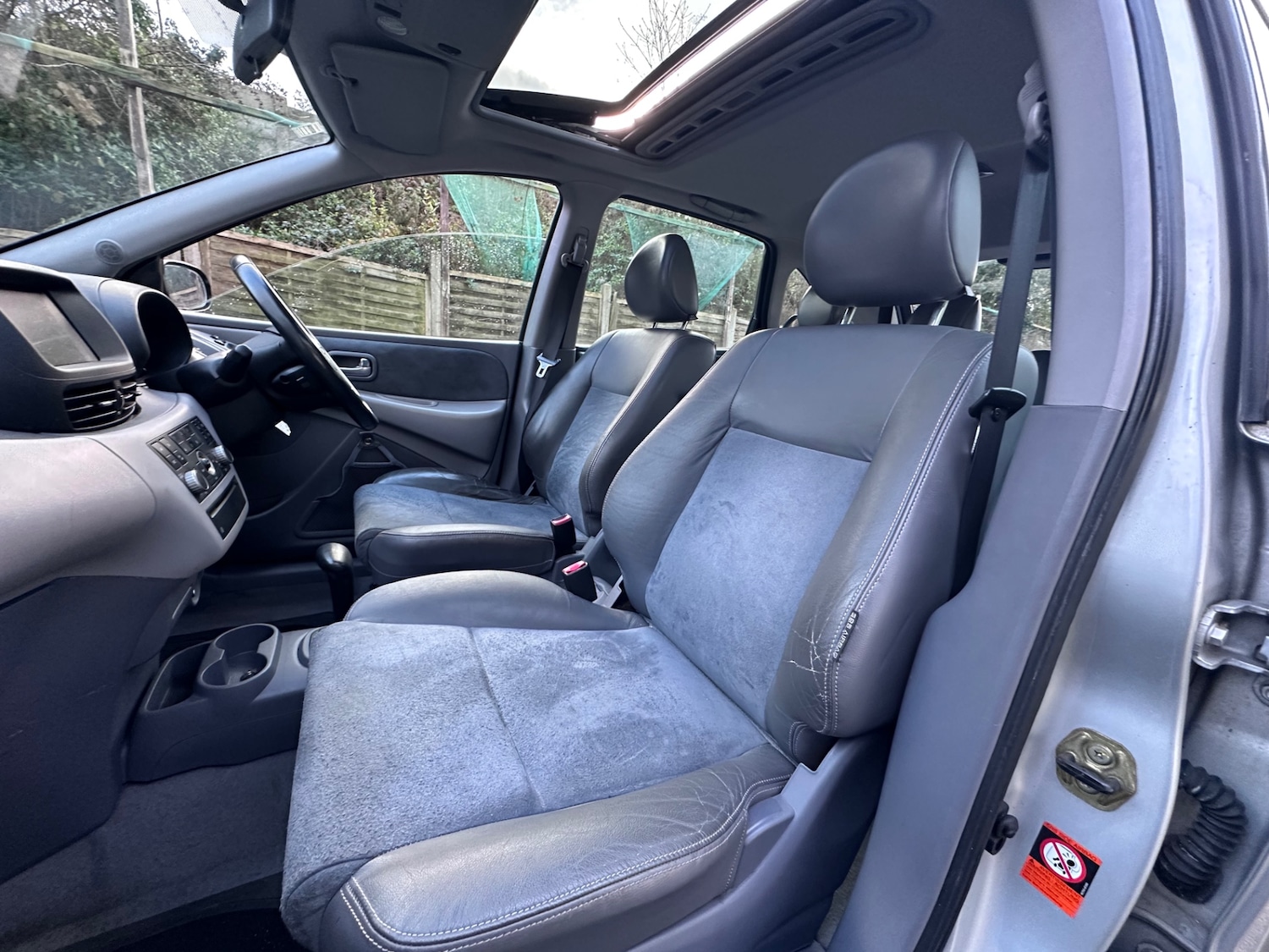 Used Nissan Almera Tino 2004 for sale - 77326195: Photo 20