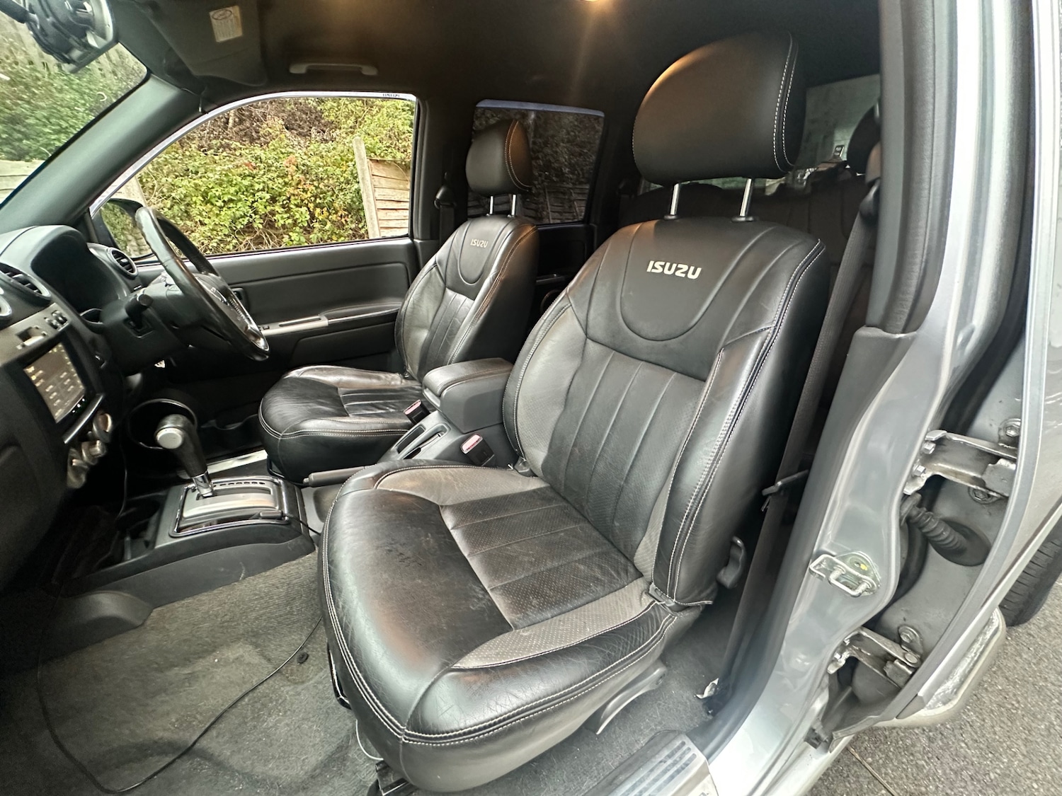 Used Isuzu Rodeo 2011 for sale - 77329504: Photo 30