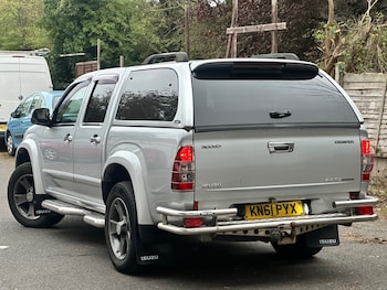 Used Isuzu Rodeo 2011 for sale - 77329504: Photo