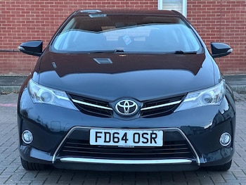 Used Toyota Auris 2014 for sale - 76424397: Photo