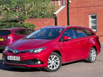Used Toyota Auris 2015 for sale - 79132608: Photo