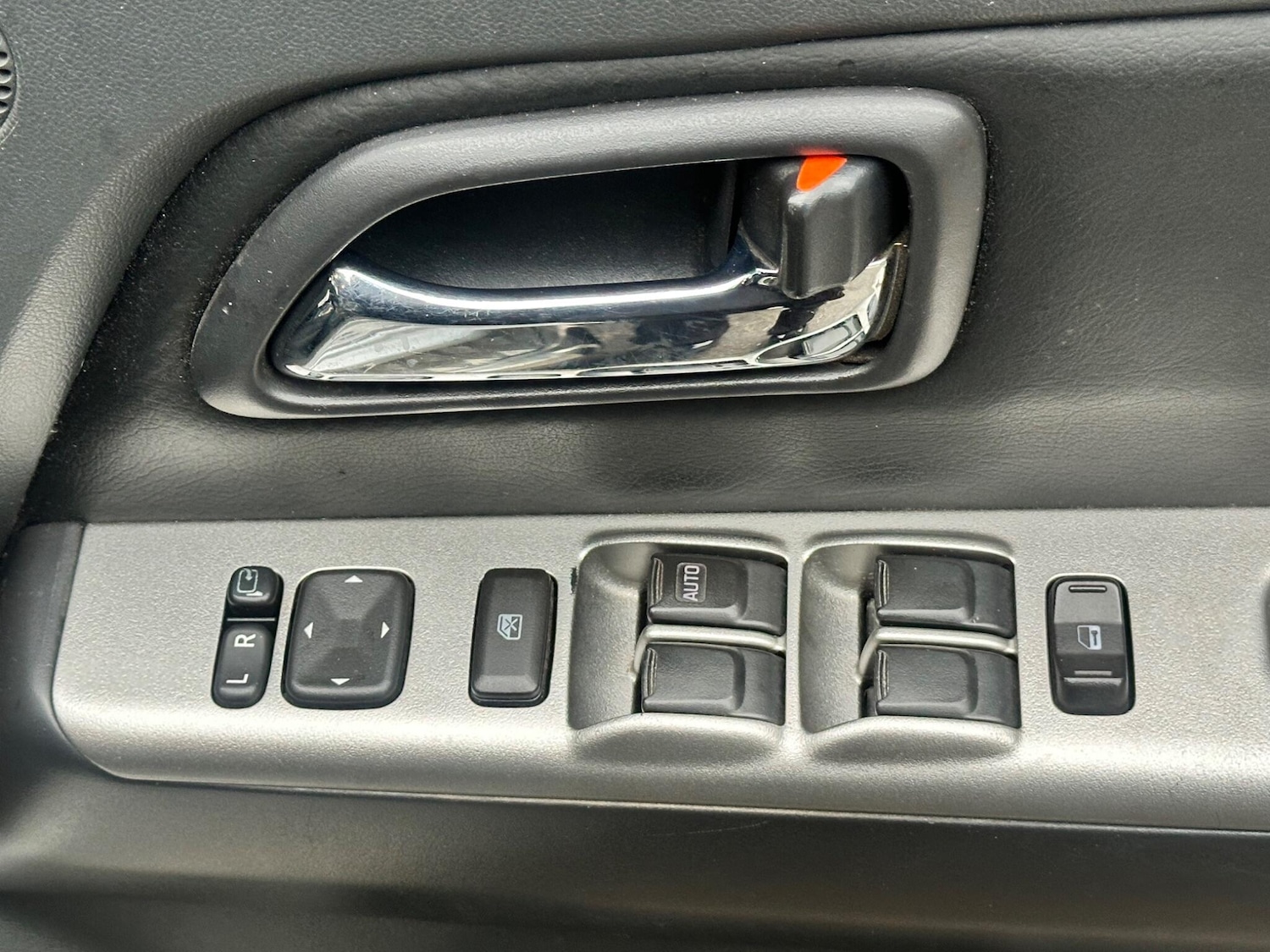 Used Isuzu Rodeo 2011 for sale - 75991325: Photo 23