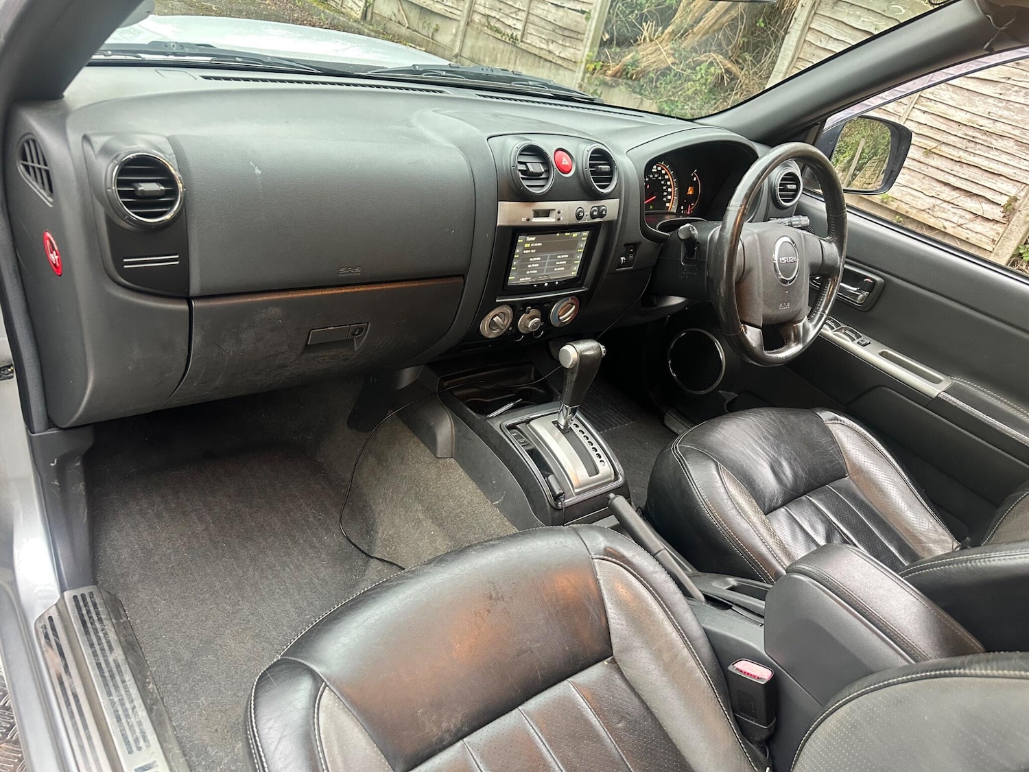 Used Isuzu Rodeo 2011 for sale - 75991325: Photo 32