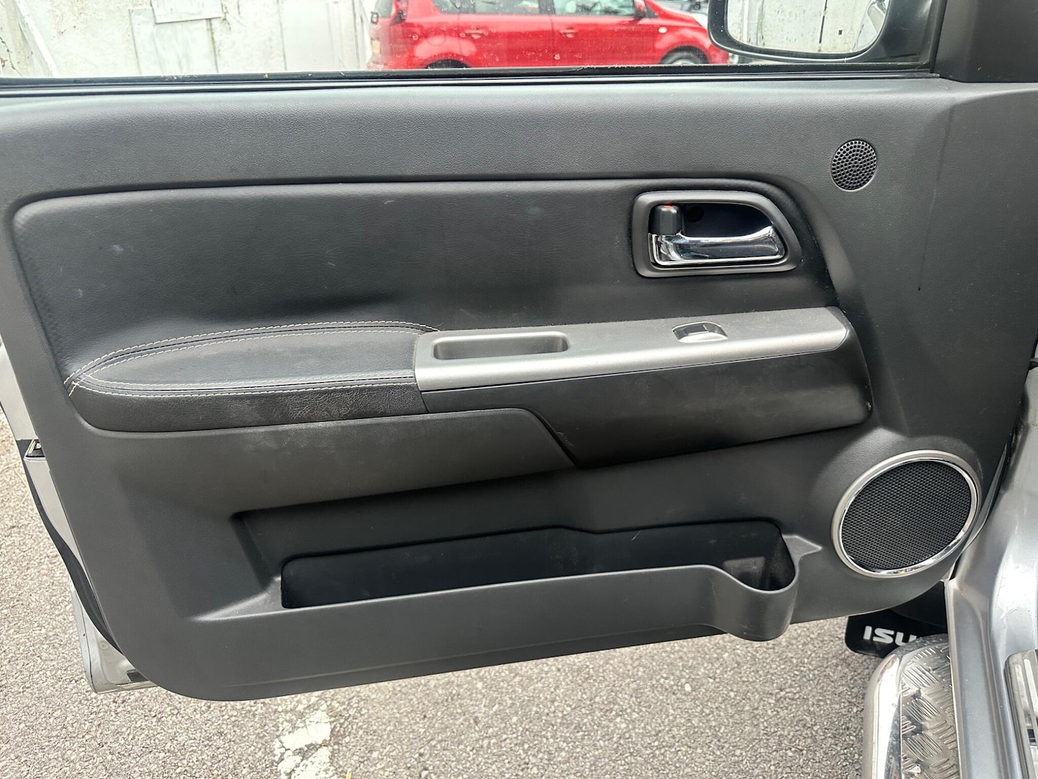 Used Isuzu Rodeo 2011 for sale - 75991325: Photo 33