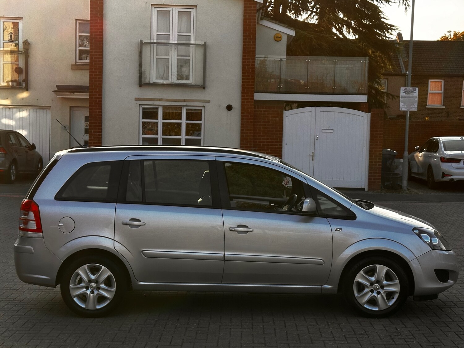 Used Vauxhall Zafira 2013 for sale - 77329506: Photo 32