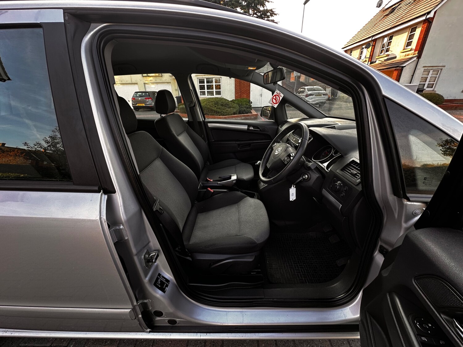 Used Vauxhall Zafira 2013 for sale - 77329506: Photo 65