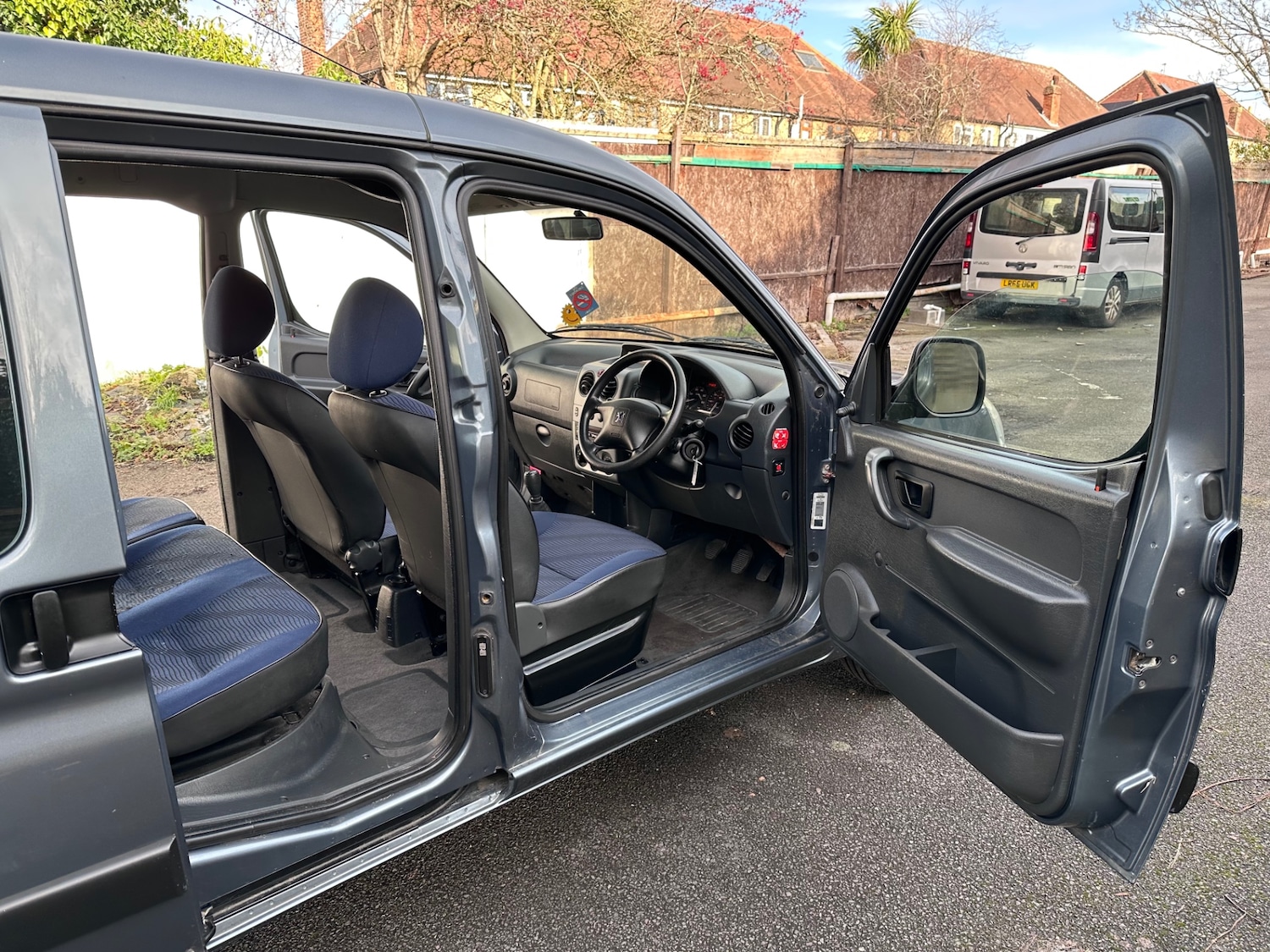 Used Peugeot Partner 2009 for sale - 77337703: Photo 30