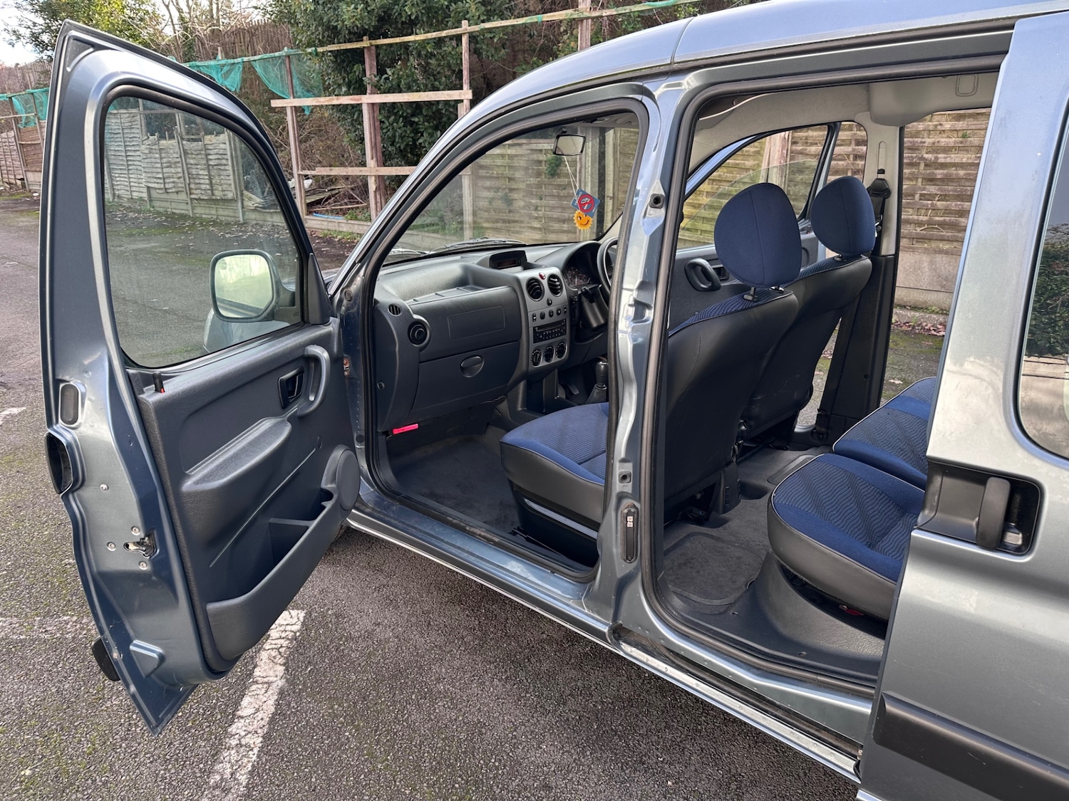 Used Peugeot Partner 2009 for sale - 77337703: Photo 33