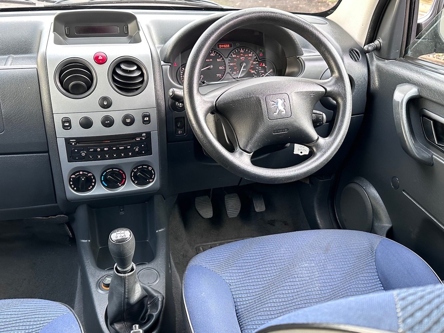 Used Peugeot Partner 2009 for sale - 77337703: Photo 40