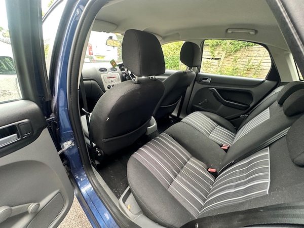 Used Ford Focus 2009 for sale - 74957818: Photo 19