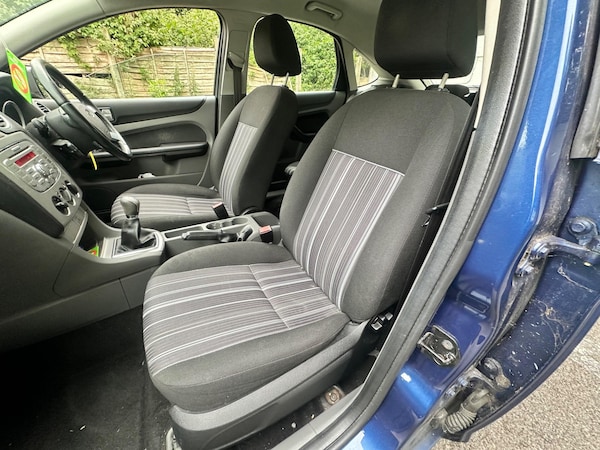 Used Ford Focus 2009 for sale - 74957818: Photo 32