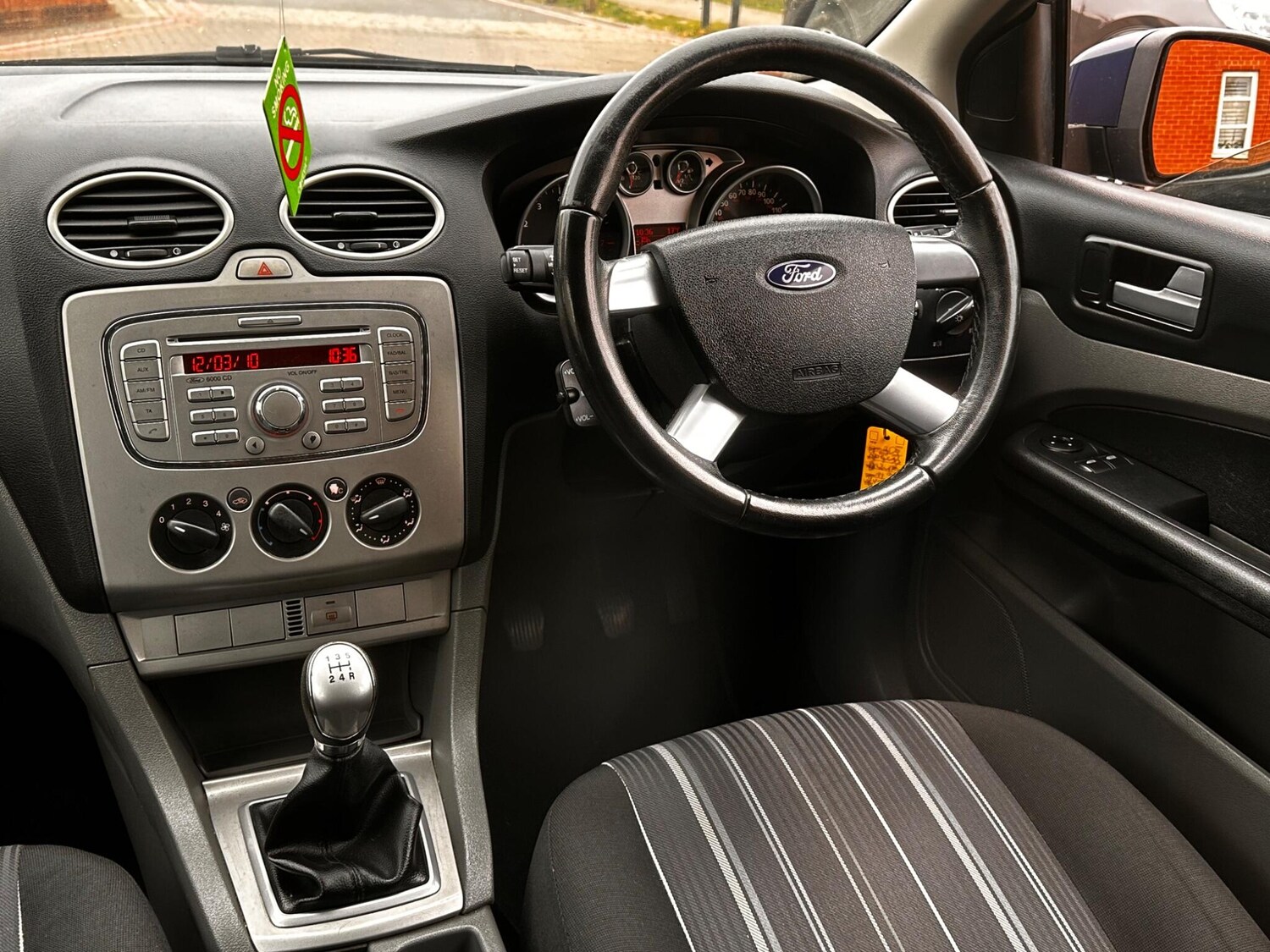 Used Ford Focus 2009 for sale - 74957818: Photo 87