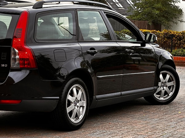 Used Volvo V50 2008 for sale - 76314290: Photo 26