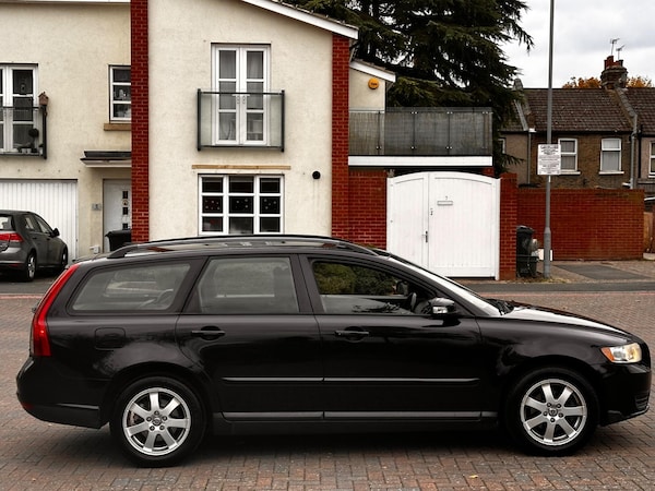 Used Volvo V50 2008 for sale - 76314290: Photo 30
