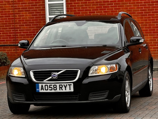 Used Volvo V50 2008 for sale - 76314290: Photo 35