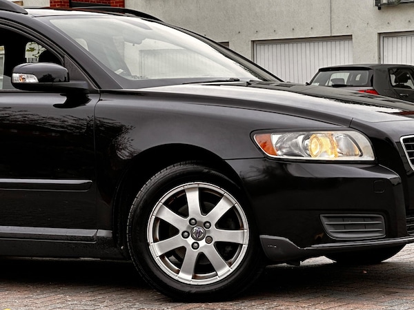 Used Volvo V50 2008 for sale - 76314290: Photo 3