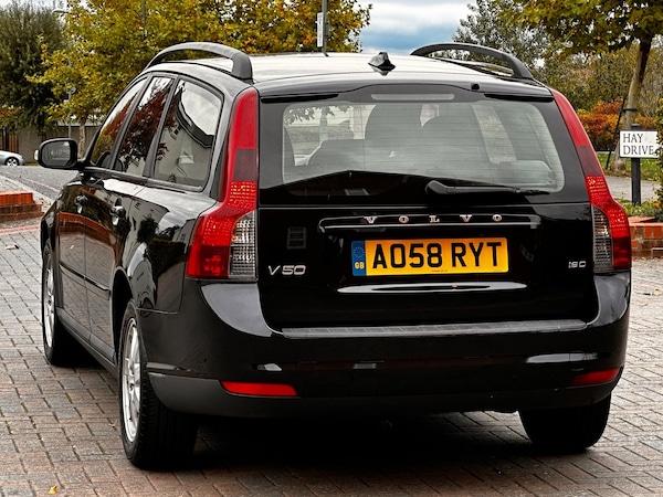 Used Volvo V50 2008 for sale - 76314290: Photo 41
