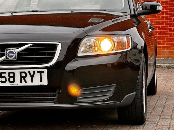 Used Volvo V50 2008 for sale - 76314290: Photo 49