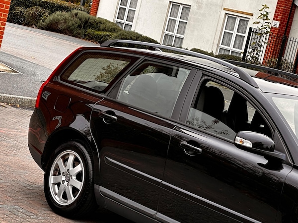 Used Volvo V50 2008 for sale - 76314290: Photo 4