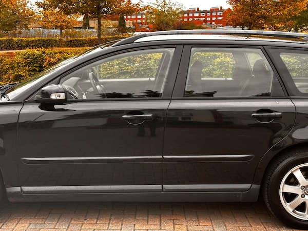 Used Volvo V50 2008 for sale - 76314290: Photo 56