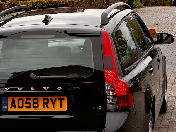 Used Volvo V50 2008 for sale - 76314290: Photo 58