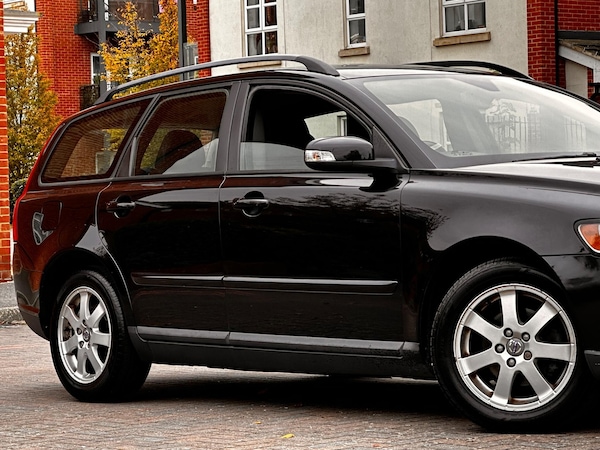 Used Volvo V50 2008 for sale - 76314290: Photo 5
