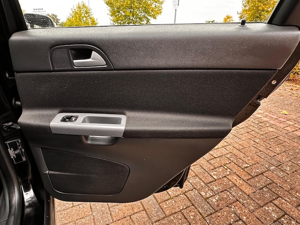 Used Volvo V50 2008 for sale - 76314290: Photo 70