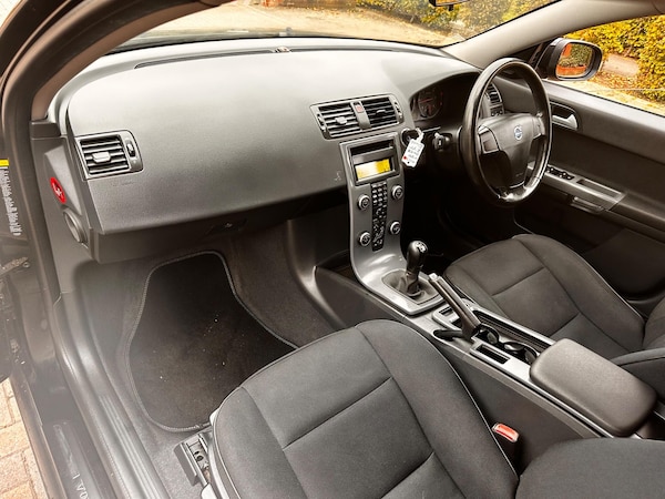 Used Volvo V50 2008 for sale - 76314290: Photo 77