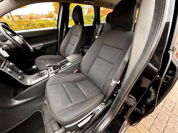 Used Volvo V50 2008 for sale - 76314290: Photo 85