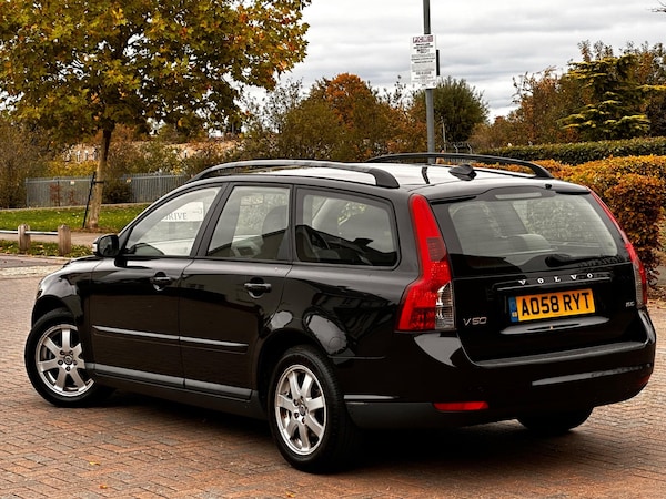 Used Volvo V50 2008 for sale - 76314290: Photo 9