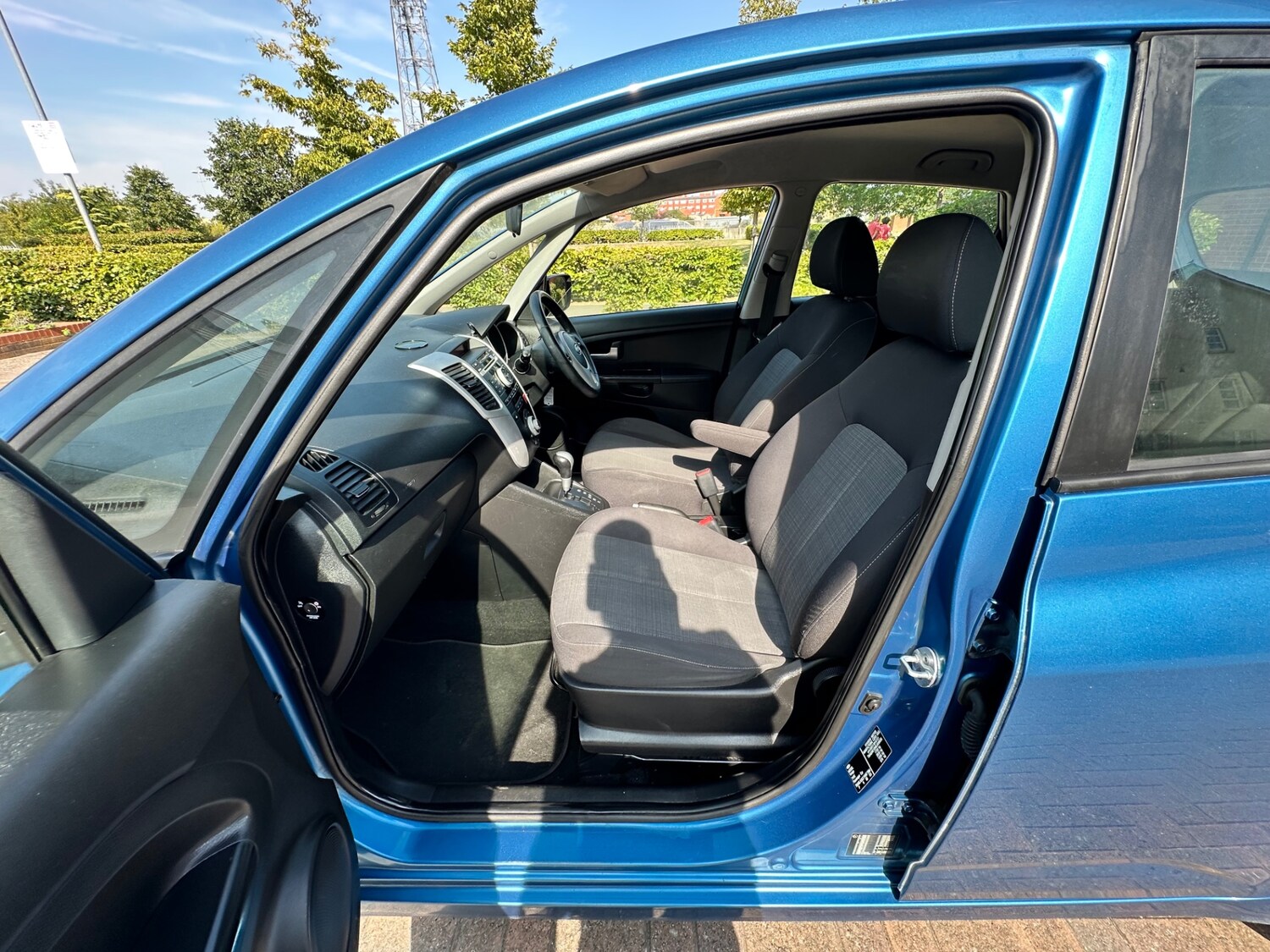 Used Kia Venga 2010 for sale - 77335699: Photo 75