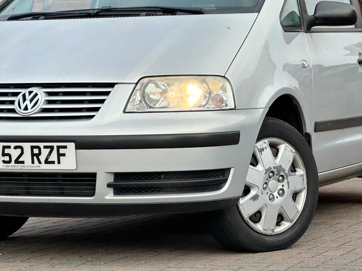 Used Volkswagen Sharan 2002 for sale - 77329492: Photo 23