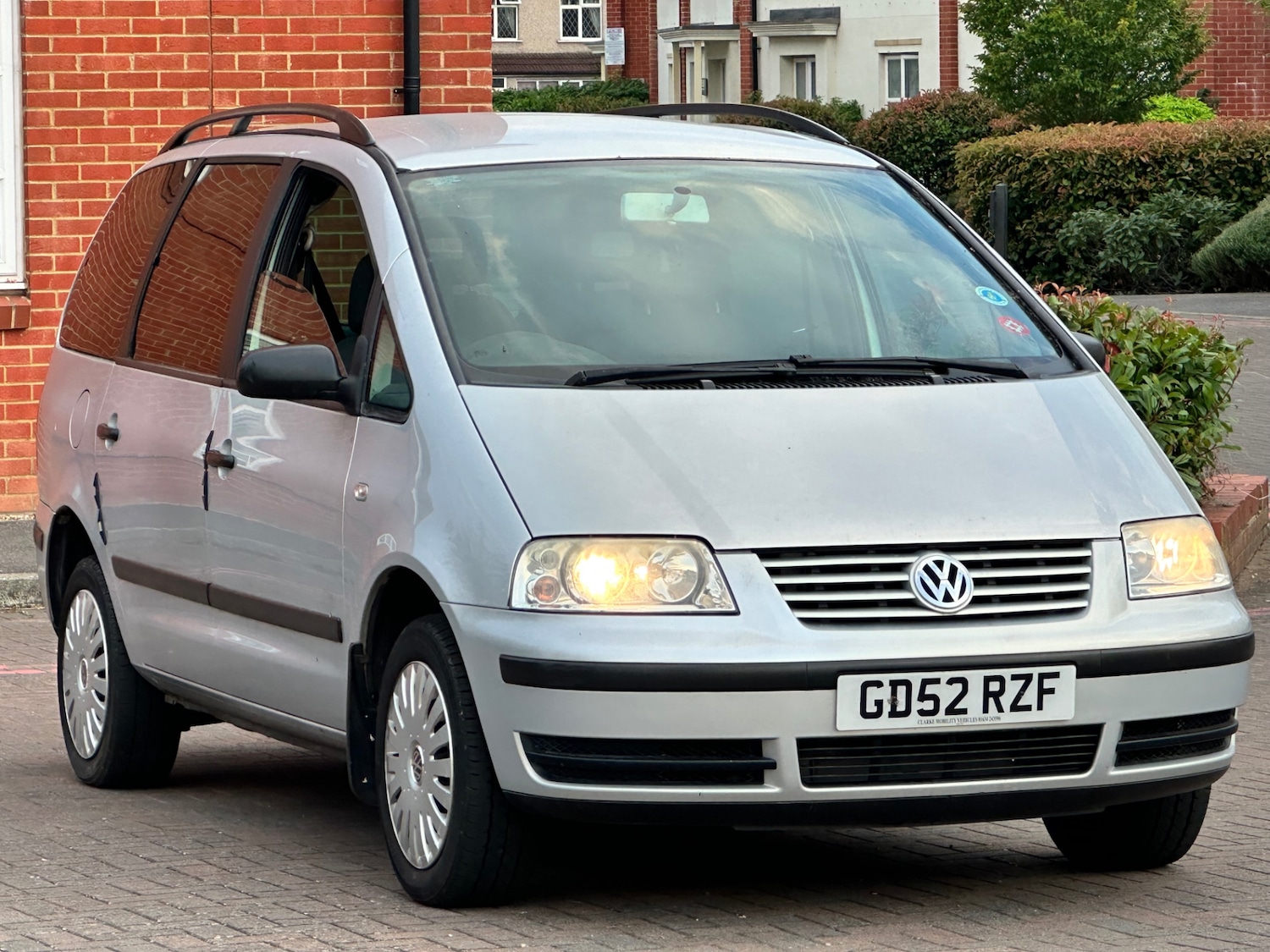 Used Volkswagen Sharan 2002 for sale - 77329492: Photo 37