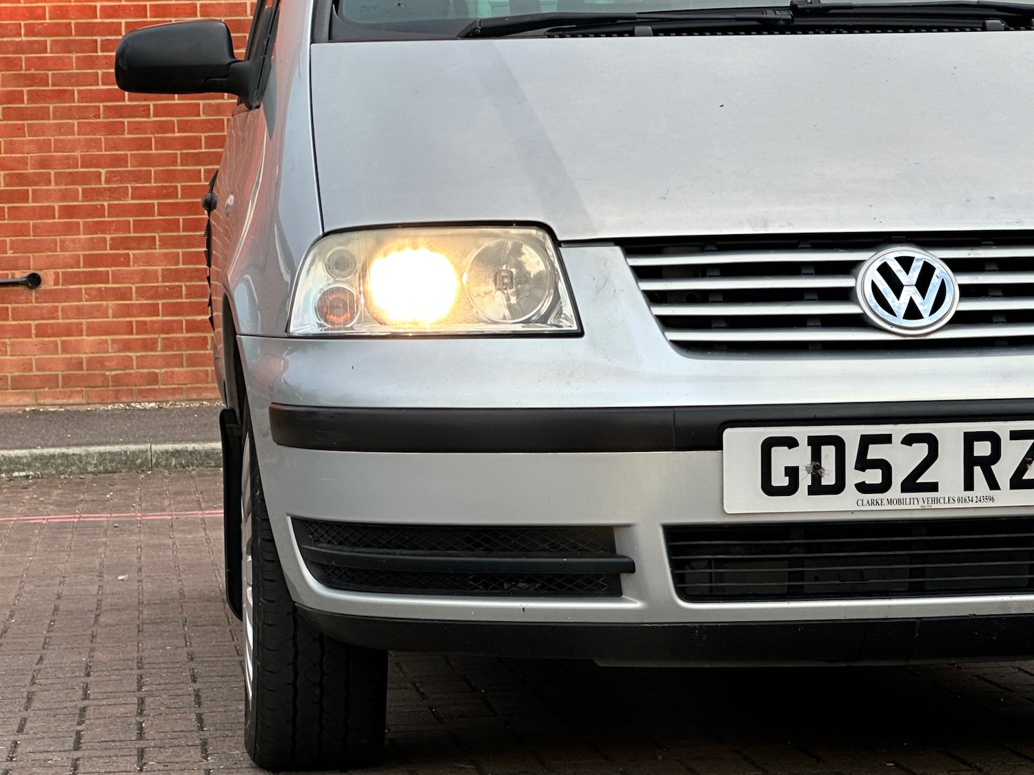 Used Volkswagen Sharan 2002 for sale - 77329492: Photo 48