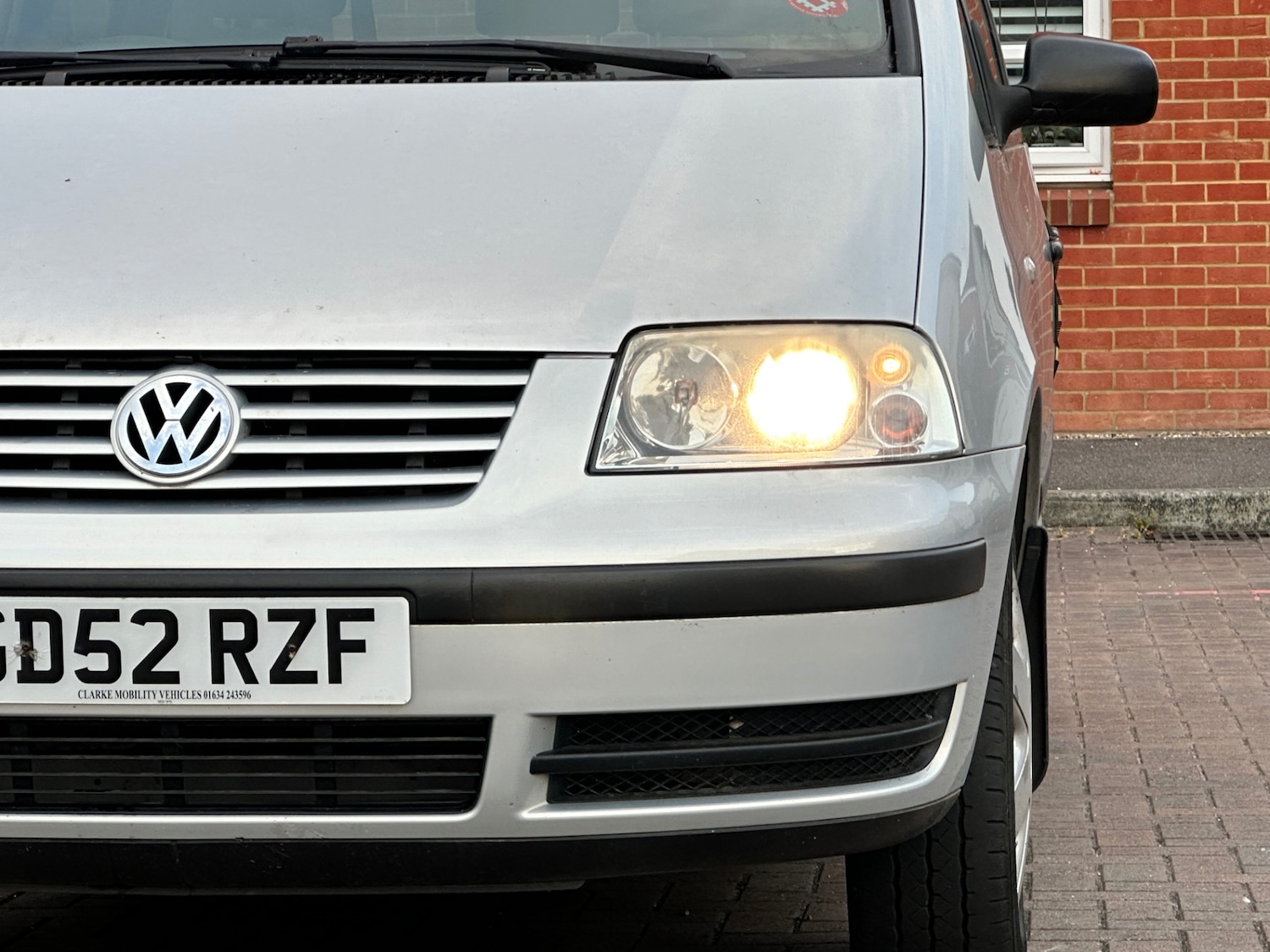 Used Volkswagen Sharan 2002 for sale - 77329492: Photo 56