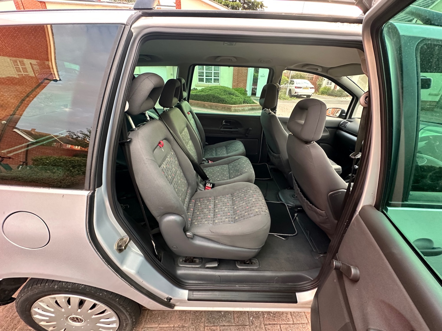 Used Volkswagen Sharan 2002 for sale - 77329492: Photo 74