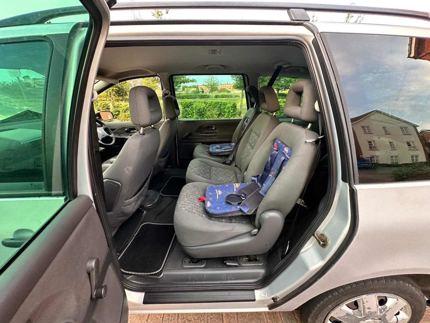 Used Volkswagen Sharan 2002 for sale - 77329492: Photo 77