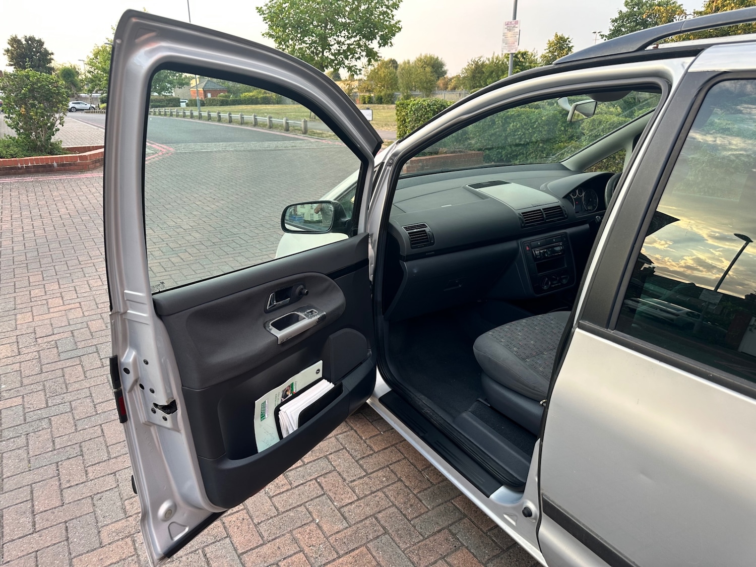 Used Volkswagen Sharan 2002 for sale - 77329492: Photo 88