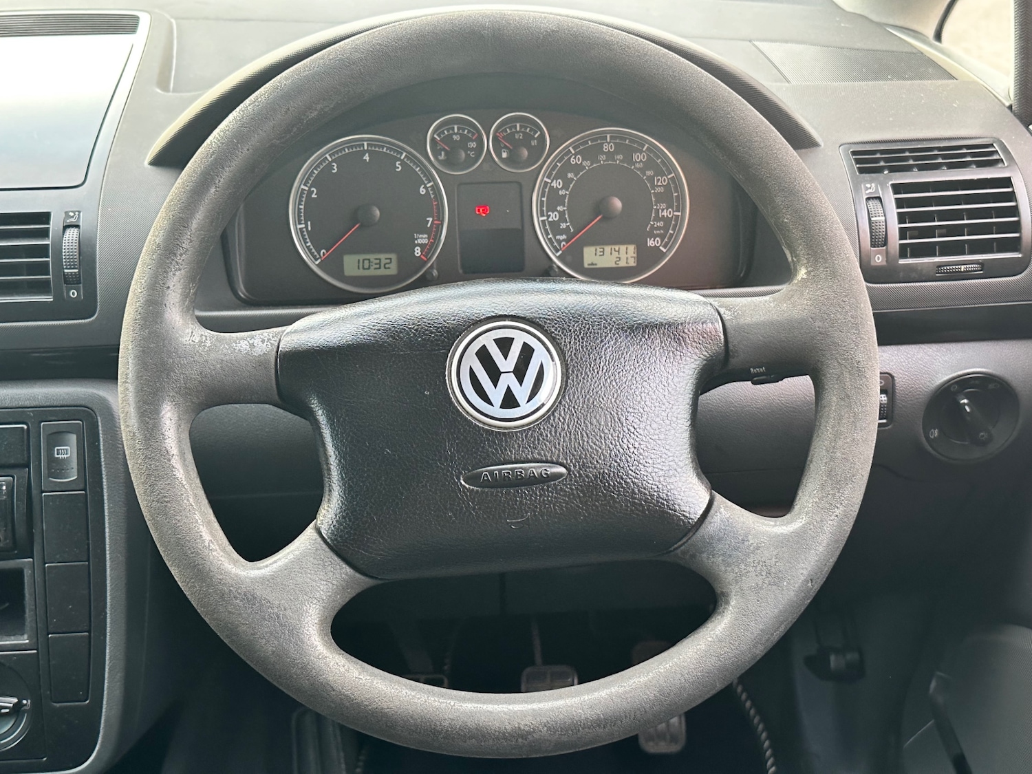 Used Volkswagen Sharan 2002 for sale - 77329492: Photo 89