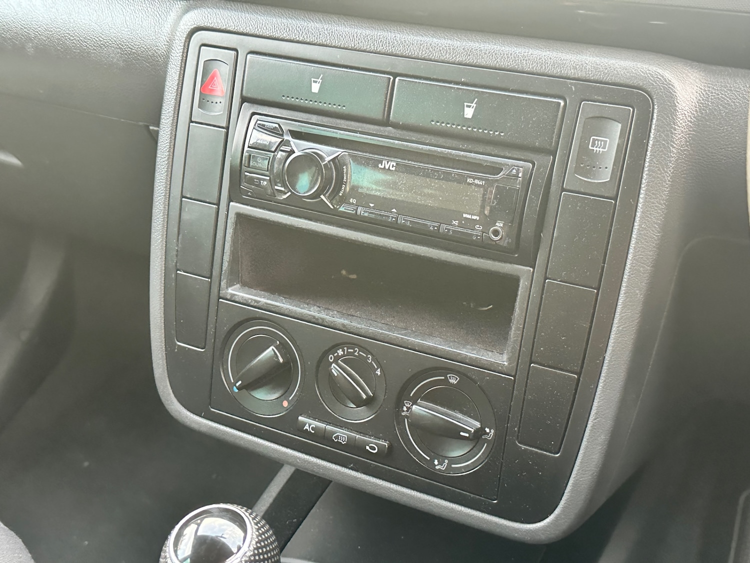 Used Volkswagen Sharan 2002 for sale - 77329492: Photo 96