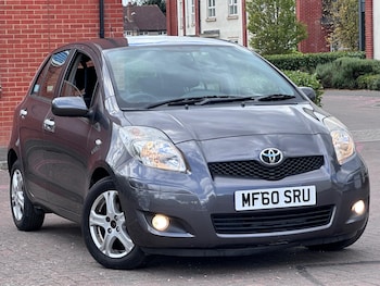 Used Toyota Yaris 2010 for sale - 79590253: Photo