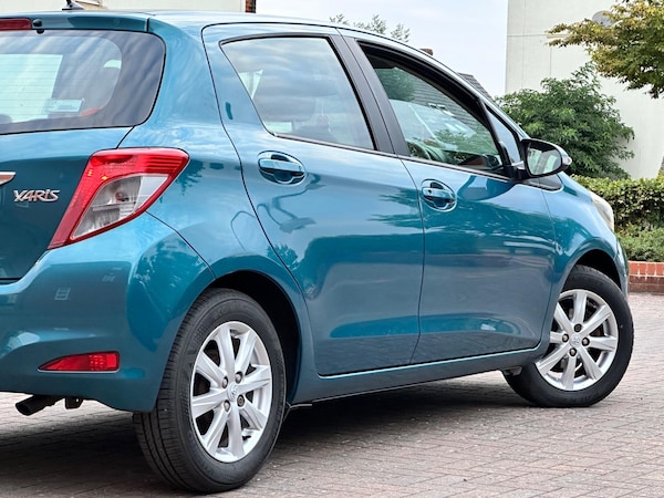 Used Toyota Yaris 2013 for sale - 75414012: Photo 22