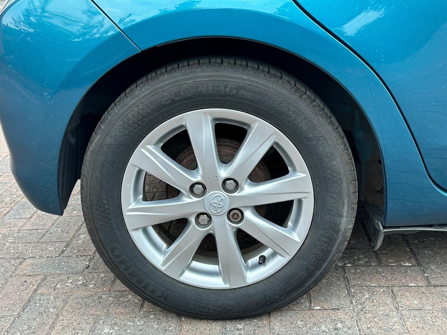Vehicle 44