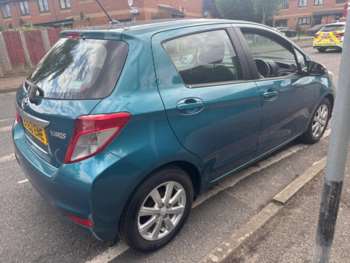 Used Toyota Yaris 2013 for sale - 75414012: Photo