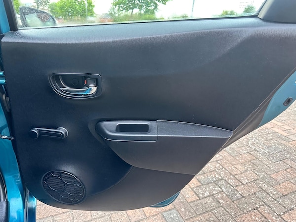 Used Toyota Yaris 2013 for sale - 75414012: Photo 69