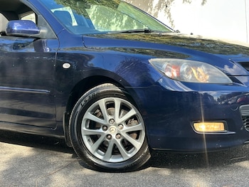 Used Mazda Mazda3 2008 for sale - 76108451: Photo 4